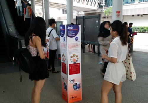 Flyer-Distribution_4D-Pillar-Stand-8 Flyer-Distribution_4D-Pillar-Stand-8